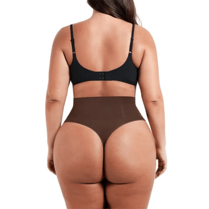  A silhouette sculpted to perfection